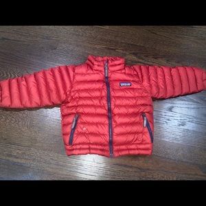 Patagonia red down coat. Size 3T